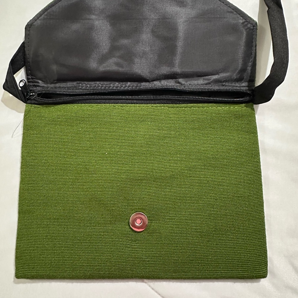 Hand Crafted Embroidered Floral Thin Envelope Crossbody Clutch Olive Green Bag - Picture 7 of 10